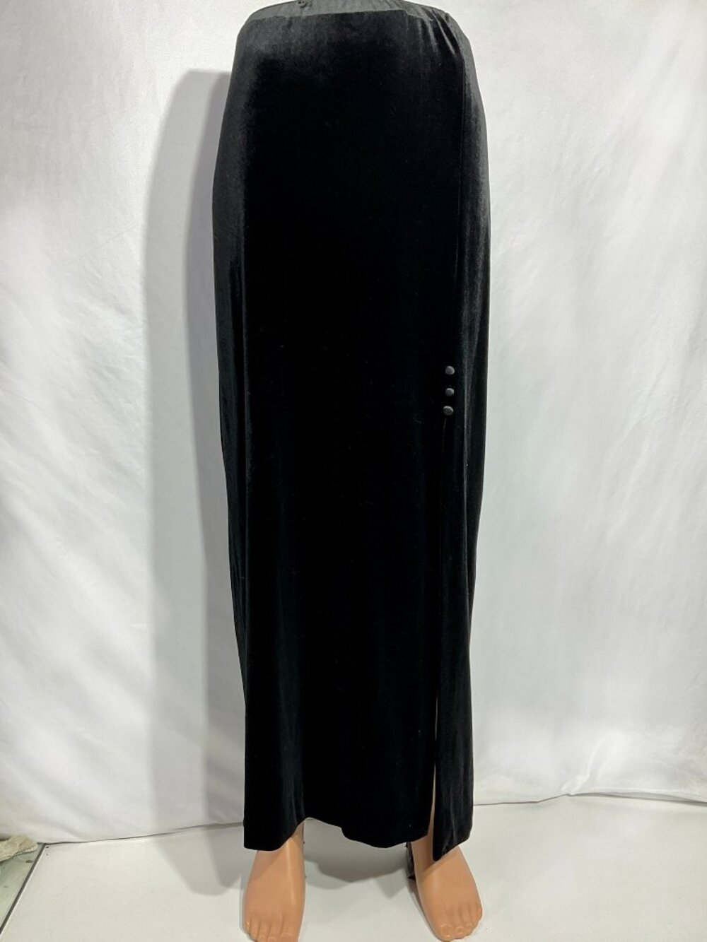 Alex Evenings Sz XL Black Velvet Maxi Skirt Vintage Y2K with Buttons and Slit